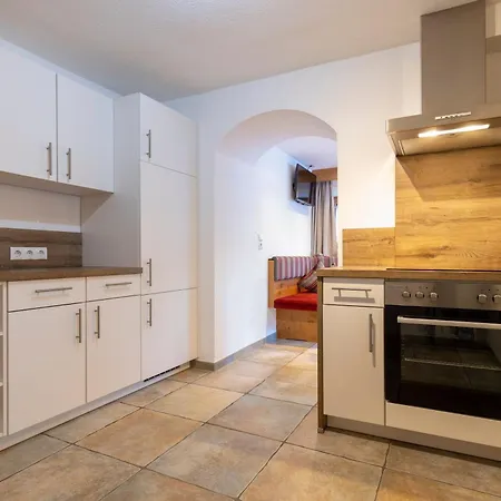 Waldhart Apartment *